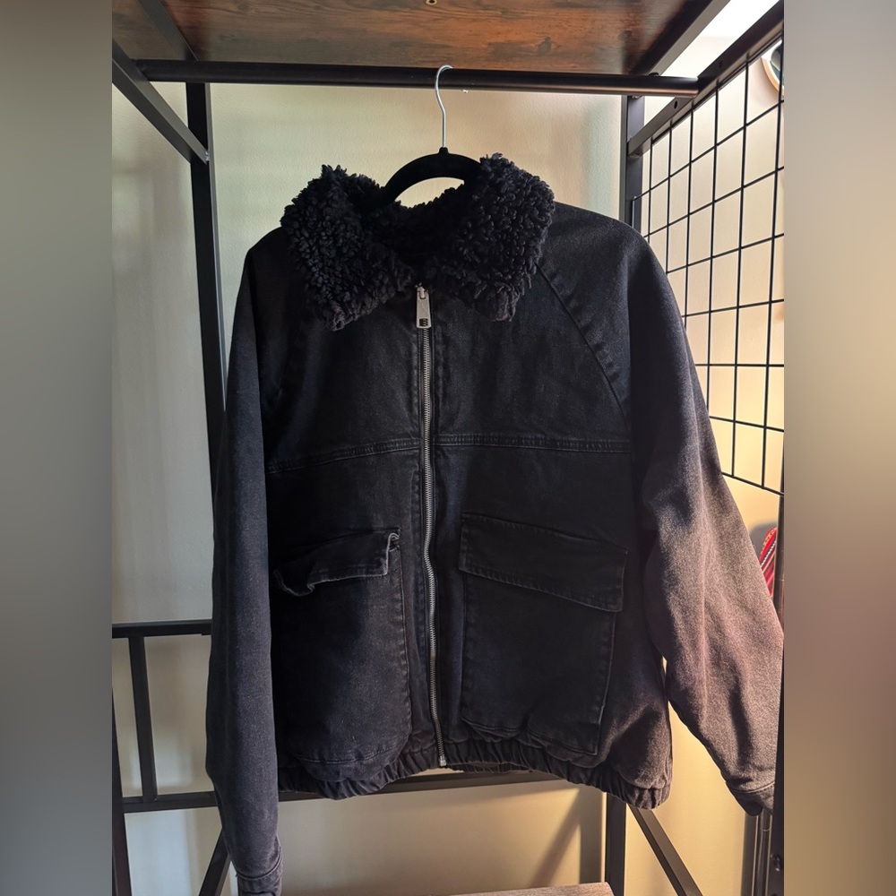 Hollister Bomber/Mechanic Jacket w/faux sherpa collar